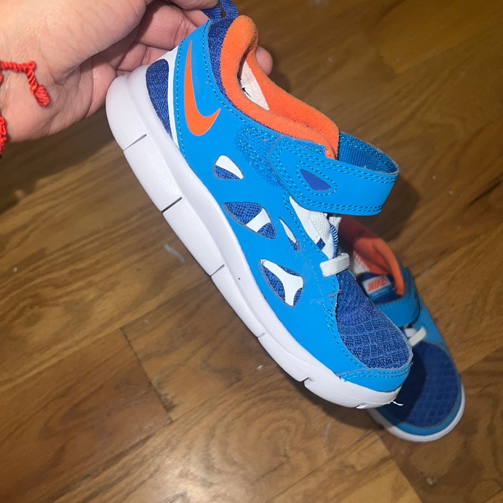 Brand New Nike 10c kids without sole inside